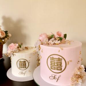 Customized Cakes