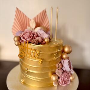Customized Cakes