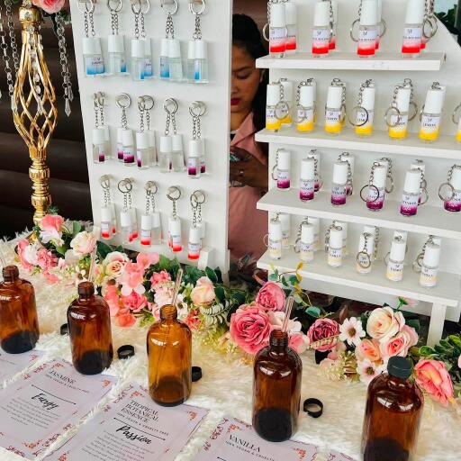 Essential Oil Souvenir Bar