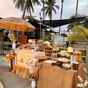 Salty + Sweet Table