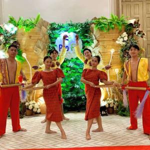 Cultural Dancers