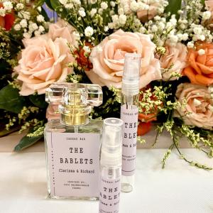 PERFUME BAR